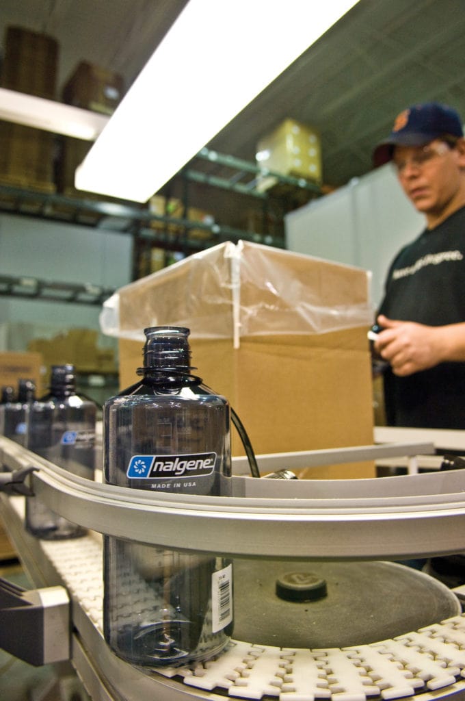 Nalgene_32WM_FactoryUSA 680x1024