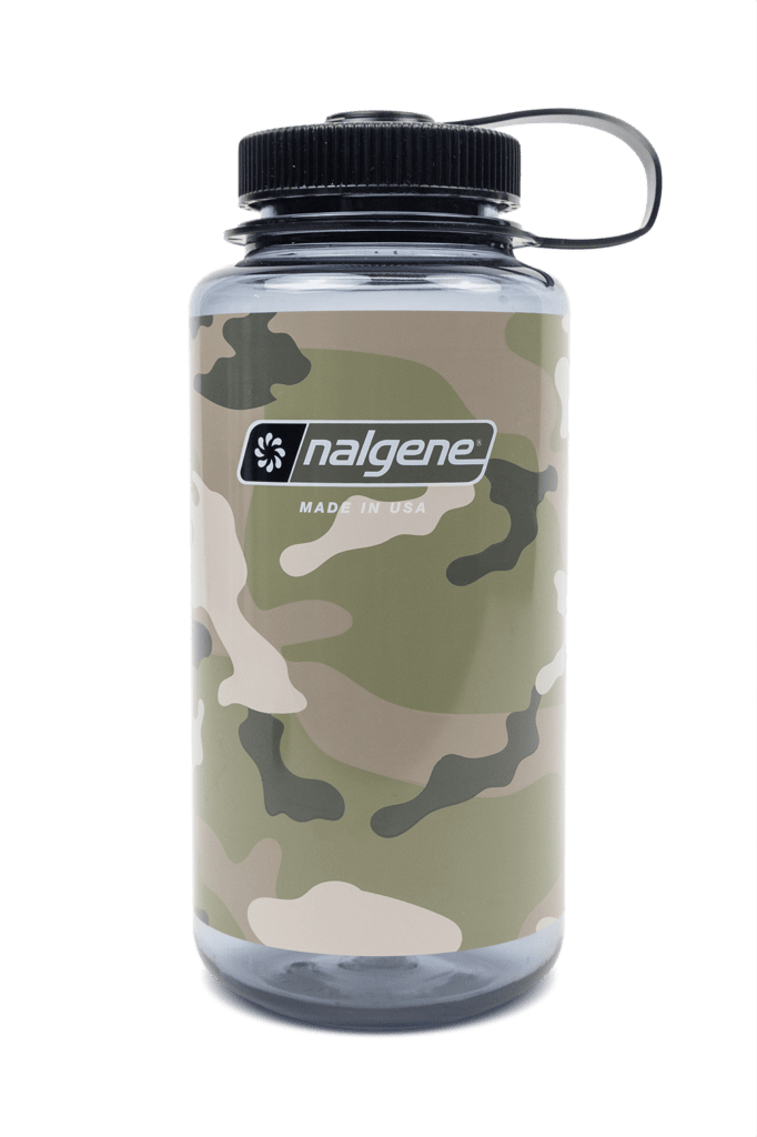 32oz WM Green Camo Bottle