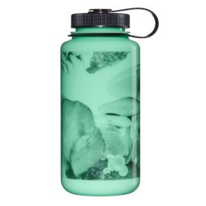 32oz WM Glo Wyld - Black Mushrooms