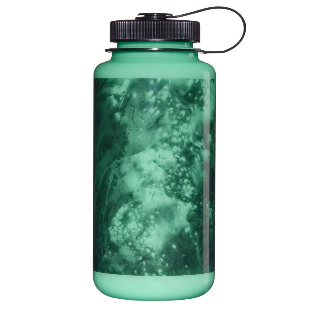 32oz WM Glow_Black Worms_Front 1024x1024