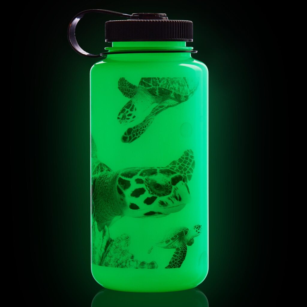 32oz WM Glow_Black Turtles 1024x1024
